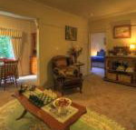 Hillview Oak B  B