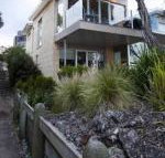 Battery Cove Beach Front Apartment - Australia Accommodation