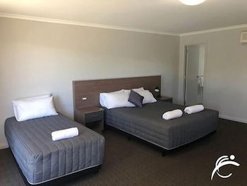 Coro Club Motel - Australia Accommodation 3