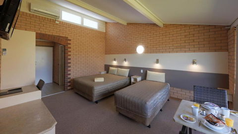 Tenterfield Motor Inn - Australia Accommodation 2