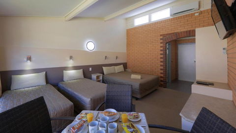 Tenterfield Motor Inn - Australia Accommodation 6