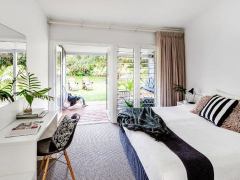 Pinetrees Lodge - Australia Accommodation 0