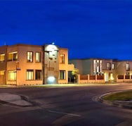 May Park Executive Apartments - Australia Accommodation