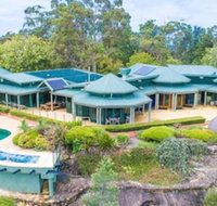 Noonaweena - Australia Accommodation