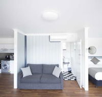 Siesta Central Apartments - Australia Accommodation