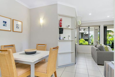 Tranquil Palms At Trinity Beach - Australia Accommodation 5