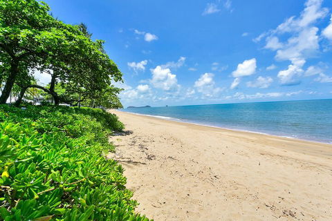 Tranquil Palms At Trinity Beach - Australia Accommodation 6