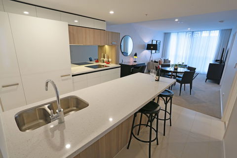 Alex Perry Hotel & Apartments - Australia Accommodation 5