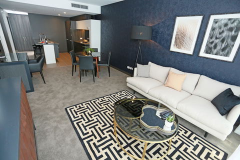 Alex Perry Hotel & Apartments - Australia Accommodation 3