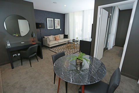 Alex Perry Hotel & Apartments - Australia Accommodation 0