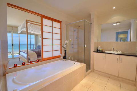 Adelaide Luxury Beach House - Australia Accommodation 3