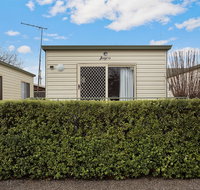 Lake Hamilton Motor Village  Caravan Park - Australia Accommodation