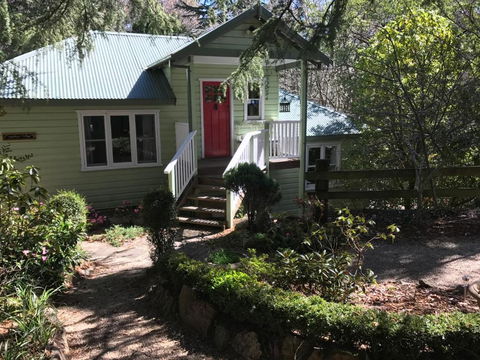 Highland Cottage - Australia Accommodation 4