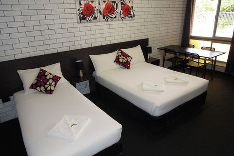 Jackaroo Apartments - Australia Accommodation 6