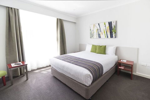 Abode Narrabundah - Australia Accommodation 5