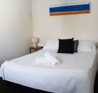 Ocean Side Hawks Nest - Australia Accommodation
