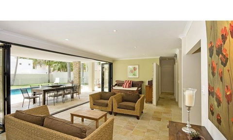 6 Witta Circle - Australia Accommodation 1