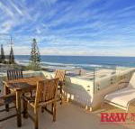 The Beachshack - Australia Accommodation