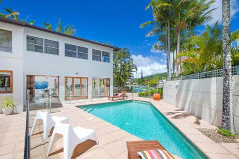 15 Cooran Court - Australia Accommodation 4
