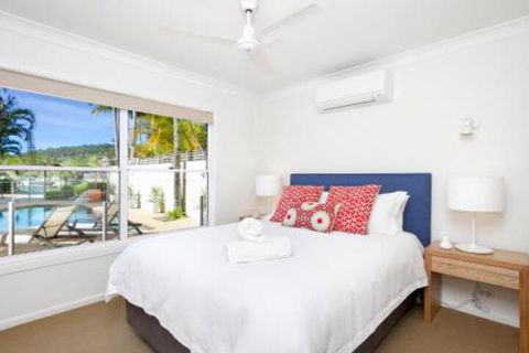 15 Cooran Court - Australia Accommodation 2