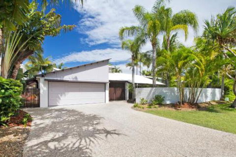 15 Cooran Court - Australia Accommodation 3
