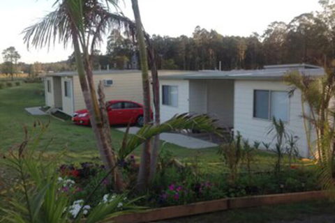 Australian Motor Homes Tourist Park - Australia Accommodation 1