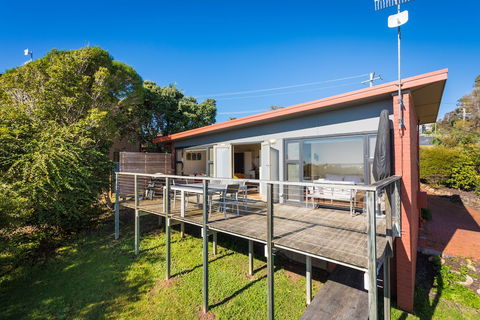 The Love Shack - Australia Accommodation 0