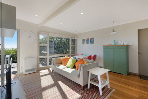 The Love Shack - Australia Accommodation 5