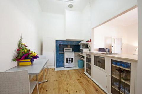 Arch On Mellool - Australia Accommodation 5