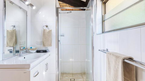 All Travellers Motor Inn - Australia Accommodation 3