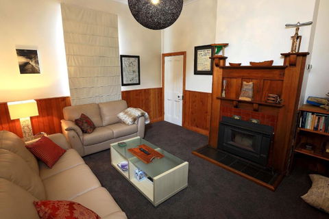At The Beach & Not Quite At The Beach Holiday Cottages Stanley - Australia Accommodation 2