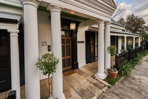 The Regents Park Mansion - Australia Accommodation 1