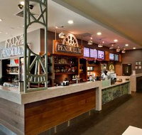 Pendulum Bar - Australia Accommodation