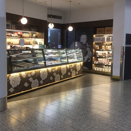 Brunetti - Australia Accommodation 0