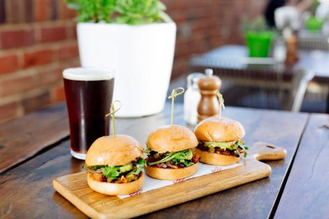 American Hotel Echuca - Australia Accommodation 0