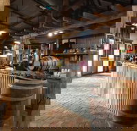 Barneys Bar Bistro - Australia Accommodation