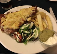 Cunninghams Hotel - Australia Accommodation
