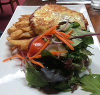 Victoria Hotel Woodend - Australia Accommodation