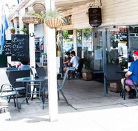 Legends on hansen - Australia Accommodation