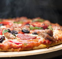 Mr Pizza - Australia Accommodation