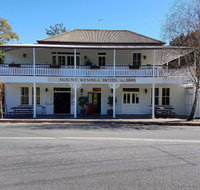 Mt Kembla Village Hotel - Australia Accommodation