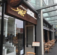Outback Jacks Bar n' Grill - Australia Accommodation