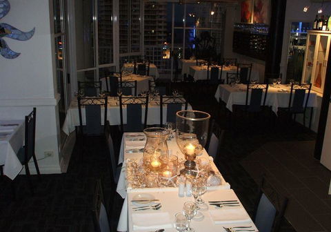 Cazzy's At The Top - Australia Accommodation 5