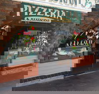 Anna  Sam Pizzeria Restaurant - Australia Accommodation