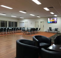 Holbrook Returned Servicemen's Club Restaurant - Australia Accommodation