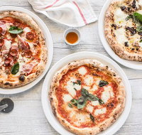 Trecento Woodfired Pizzeria  Bar - Australia Accommodation