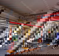 Tran's Snack Bar - Australia Accommodation