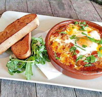 Cafe Aura - Australia Accommodation