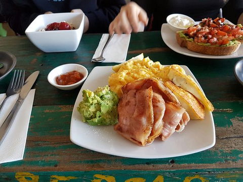 Ananas Espresso - Australia Accommodation 0