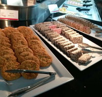 Julianna's Buffet - Australia Accommodation